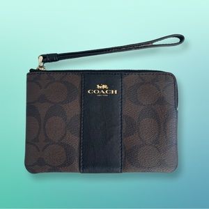 Small Coach Wristlet
